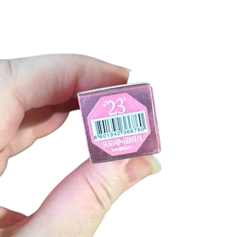 Castledew vov cosmetics
